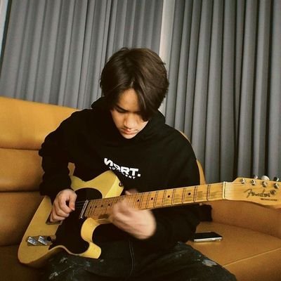 loves_seungminn's profile picture. A noite é mais escura perto do amanhecer 🪻.                                                             
SRN