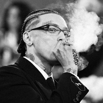 fIoyyyy's profile picture. 