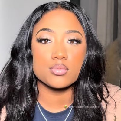 Lolitsdes's profile picture. 