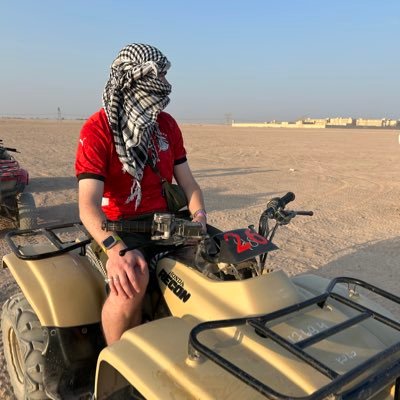 Kiitez's profile picture. 🏴󠁧󠁢󠁥󠁮󠁧󠁿| Europe Explorer - 30/45 - 3/7 Conts✈️| Dabble in a bit of football ⚒️🟡| @PUBG Pro | WWE 🤼 | Trading Card Collector 🃏| Lager Connoisseur 🍻|