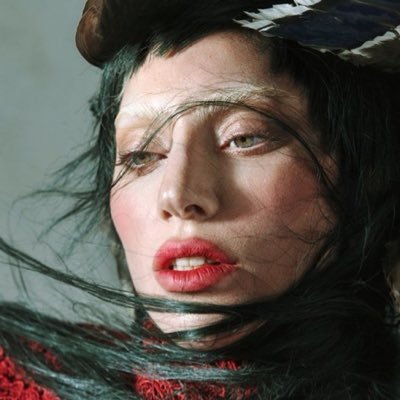 iamlittecat's profile picture. lady gaga & jennifer tilly