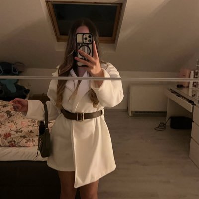 genaudieleyla's profile picture. 20 🇹🇷🇩🇪 / twitch: deryoshh neuer account