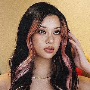 93SC1ENCE's profile picture. @NiallOfficial's lover (confirmed af!) half in @niallspromoit ❤️ (Track 6 of NH4)