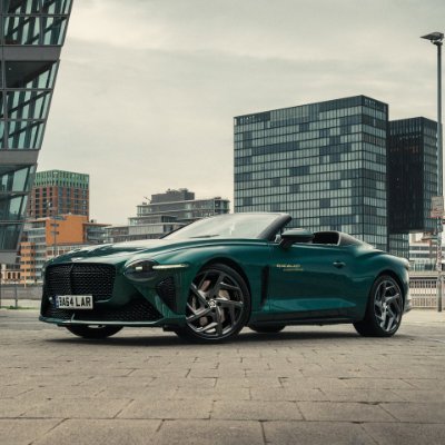 24Ghostie77847's profile picture. 🧡 Wolverhampton Wanderers🖤