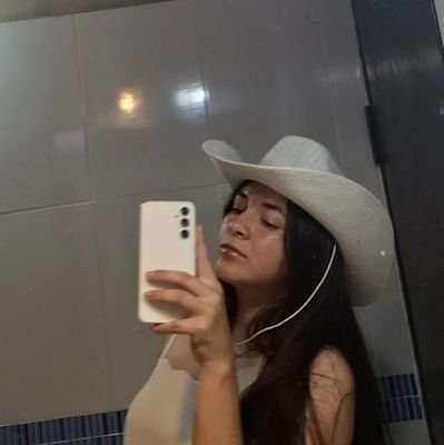 benitzyanni's profile picture. 