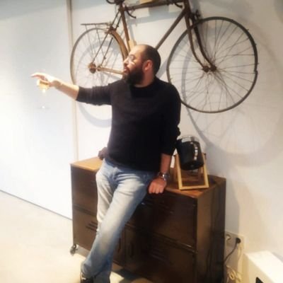 toninadalurrea's profile picture. 