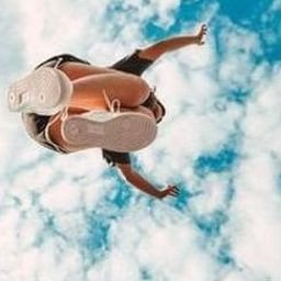 lauaulgi32253's profile picture. 