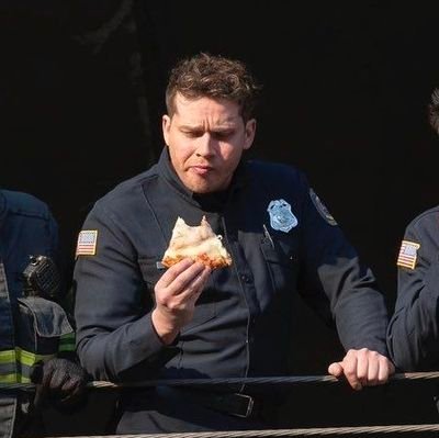 taesgummysmile's profile picture. 911🤎 | criminal minds| bts | the rookie | high potential 🧚🏿‍♀️✨️
21🇰🇪
please hesitate to contact me🫸🏽

✫𝒿𝓀✫