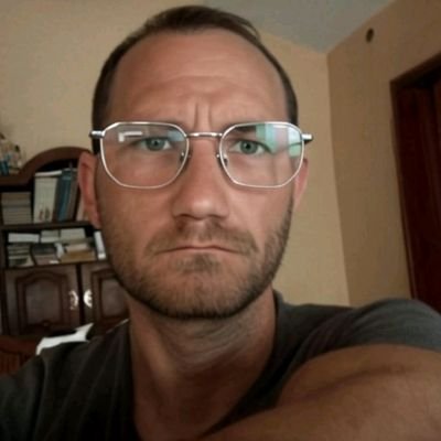 LeeONellMessy's profile picture. 