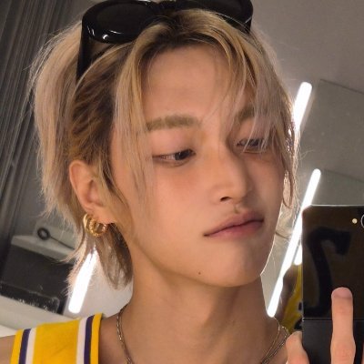 hwabeomi's profile picture. ⋆.˚ ᡣ𐭩 .𖥔˚ MOATINY.ᐟ.ᐟ 최범규 ♡ 박성화 ⋆˙⟡
Shop: @SNOOZEBEARCLUB.
#YUNWOOHOLIC ⋆ ᝰ ⋆ #YEONGYUHOLIC.