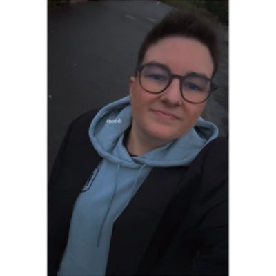 ReyDanvers21's profile picture. 25 🎶💚🖤 I’m a Swearper Nuns🤠🍄🔆