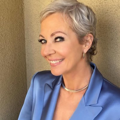 MaiDavisfs7's profile picture. I’m a lottery winner of $750million, would be giving out $80,000 each to the first 1000 friends and I am helping those who actually needs it