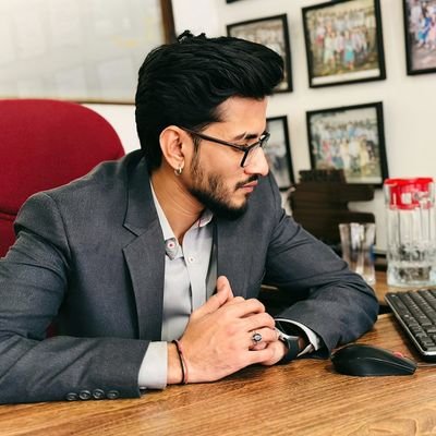 Nazim_Hayder's profile picture. خاکِ عزادار ♡