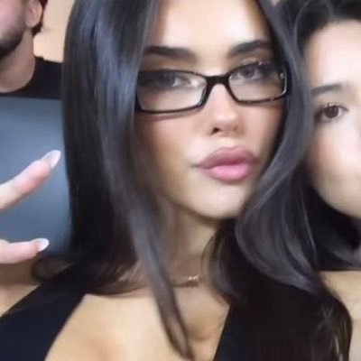 veighblck's profile picture. sou de falar, não de fazer