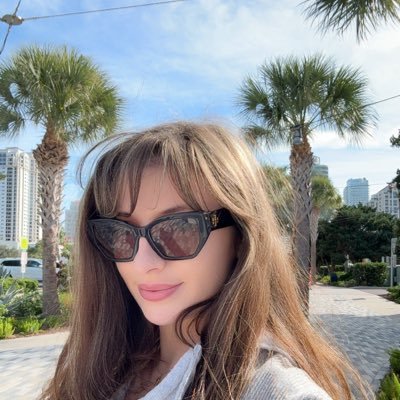 a_mil_li's profile picture. fuck @realdonaldtrump