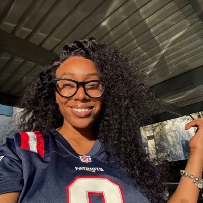 screamBRIx3's profile picture. DRIZZY DRAKE FOR MVP #GoPats ❤️💙
