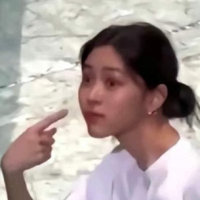 rosedsene's profile picture. Esaïe 62:3✝️