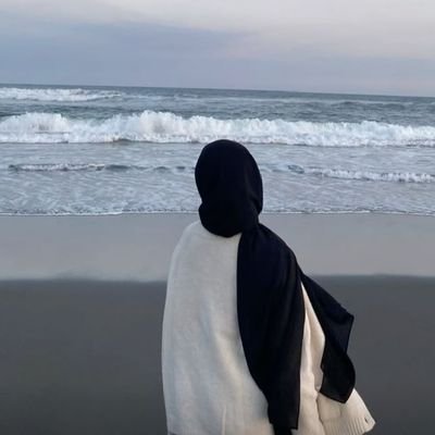 Aye58686378's profile picture. İyi biliniz ki, kalpler yalnızca Allah'ı anmakla huzur bulur. Ra'd/28   🇹🇷