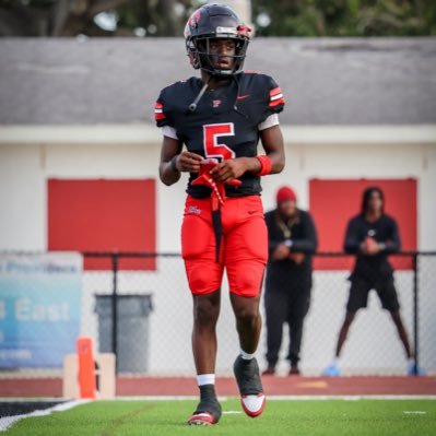 MauriceC_5's profile picture. @PalmettoFball , 2027 ATH 5’8 150 #9412746585 @mauricecarter5@icloud.com