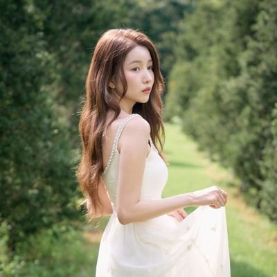 Sophrodite4LIFE's profile picture. Kim Sowon, Jung Yerin, Choi Yuju, Jung Eunha, Hwang Sinb, Kim Umji...