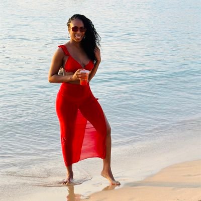 wheresnikki_'s profile picture. https://t.co/S4zYgRdSkn