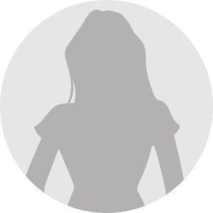 zina_mortaja's profile picture. سلام لأرض خُلقت للسلام ولم ترى يوماً سلام🤍