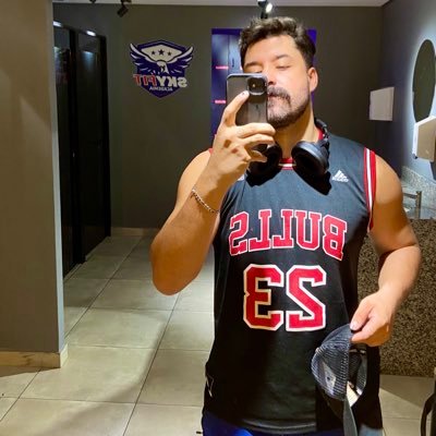 m4rx__'s profile picture. https://t.co/2EDwEDLTNL 🔞