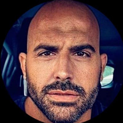 cryptosquire_u's profile picture. Crypto Influencer | Partner @UpholdInc| DM for a Business | All tweets are NFA | Discover crypto better with Uphold