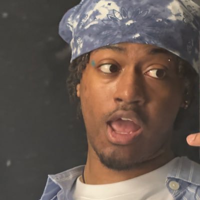 rrayymii's profile picture. ✦Where's your motivation?✦ Art twt @ChaseStudioo Chaseart.live@gmail.com