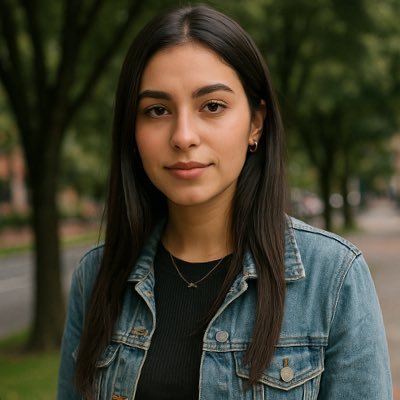 CamilaVargasCol's profile picture. Colombiana amante de la bandeja paisa y la libertad económica.