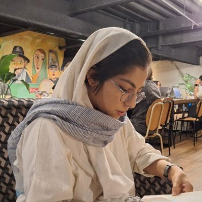 Mhlashahbazi's profile picture. خونه فکرای پراکنده | کَمی کِمیست | UT