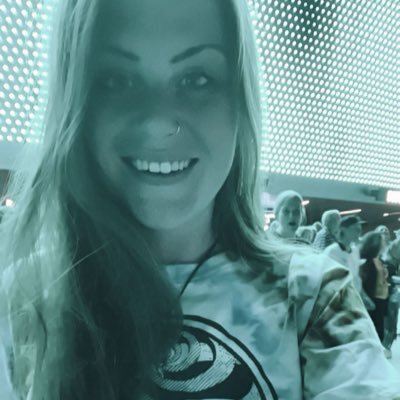 almosttiffany's profile picture. raising a teenager, slinging drinks, cheering for the buffalo bills and listening to the grateful dead. 💙❤️