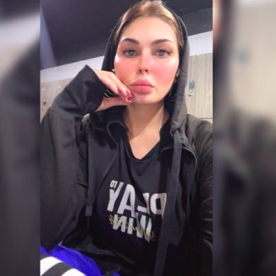 theladynanno's profile picture. ‏‏‏‏‏‏‏‏‏‏‏‏‏‏‏‏‏‏‏‏‏‏‏‏‏‏‏‏‏‏‏‏‏‏‏‏‏كل واحد رقيب على نفسه وتصرفاته . . 
تصرفاته انعكاس لربايته واخلاقه . . 
‎‎#أهلاويه
‎‎#جوزائيه .. فأحذرونى ..