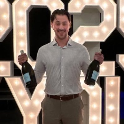 WastingSkenes's profile picture. Just a yinzer who’s three @Sheetz to the wind… Once body checked an ECHLer. #WhereIsLee #FreeLee #WeWantLee #JusticeForLeeDeLapp