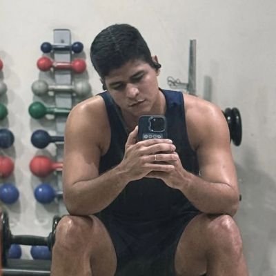 UmDNqualquer's profile picture. 