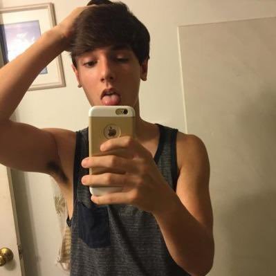 BryceHallCharts's profile picture. Charts and Eventual updates about Bryce Hall