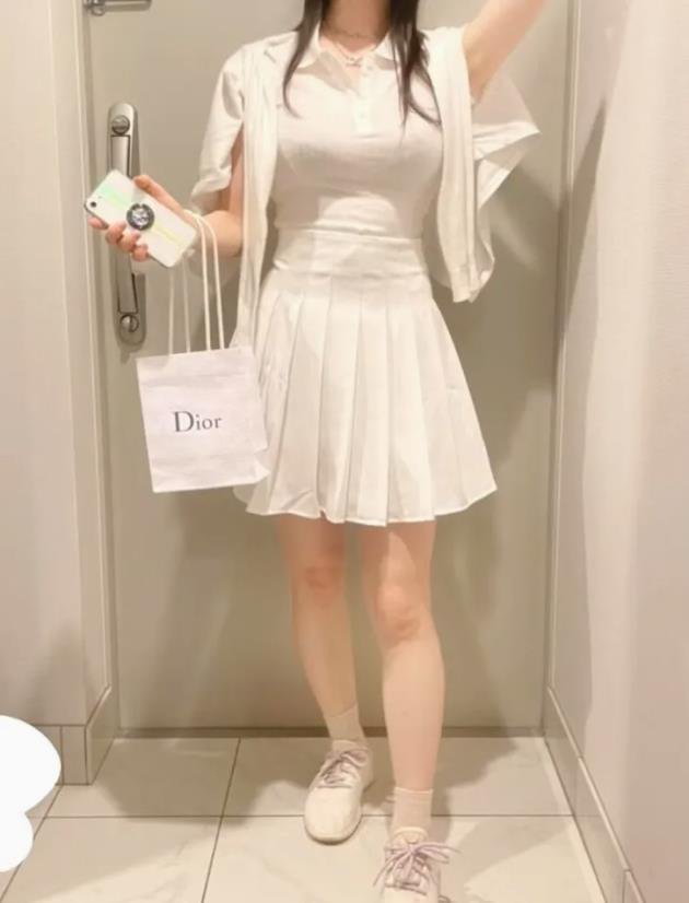 LogeshV99393709's profile picture. ウェザーニュースキャスター🐟🐠 愛知県名古屋市出身🏠