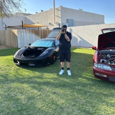 _Nando559_'s profile picture. Husband👩🏻‍❤️‍👨🏻/ Father🧑‍🧑‍🧒‍🧒/ Barber 💈/ Mini Trucker 🛻/ Reseller🏈🎮