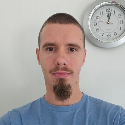 DrJoeyCadieux's profile picture. Joey Cadieux est un météorologue québécois avec plus de 12 ans d'expérience en prévisions, analyse de phénomènes violents et tendances climatiques.