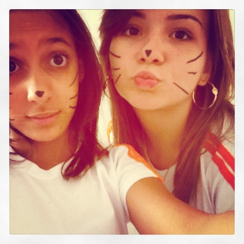 Canceriana,solteira,11 anos,fofa,amiga,lokinha,amiga, rosa,loira,amo mt a minha vida #MariGatinha s2s2