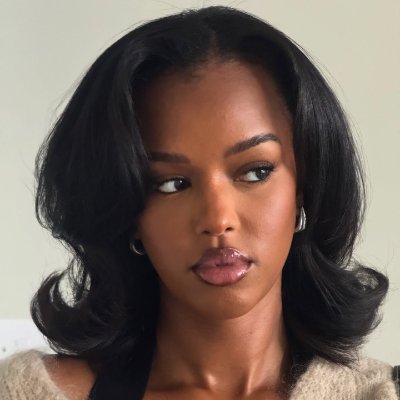 Vanessa848i3vj's profile picture. Fearless Leader 💥 | Inspiring creativity, driving growth & building unforgettable legacies | Passionate about success & meaningful change 🌸