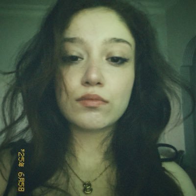 niisadonmez's profile picture. 