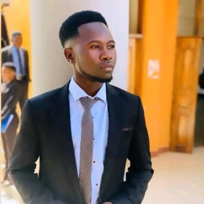 nyalwalee's profile picture. Artist 🎨 Hyperialism drawings,