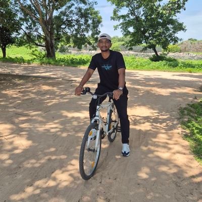 chkrdhr_'s profile picture. SWE