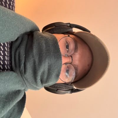 212_mik's profile picture. look at what they make you give