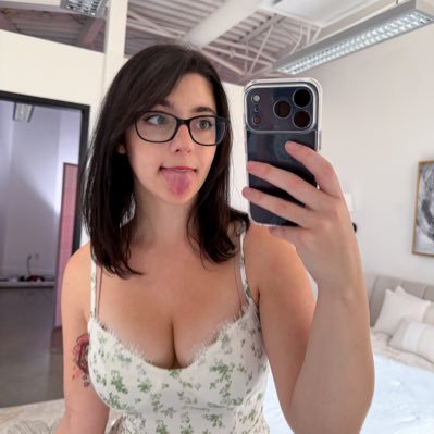 ammymiy's profile picture. 