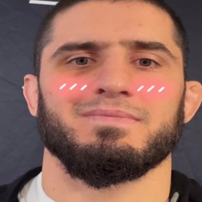 KaDeYoungFlex's profile picture. a mama labubu con cinnamon roll de canela verde no.