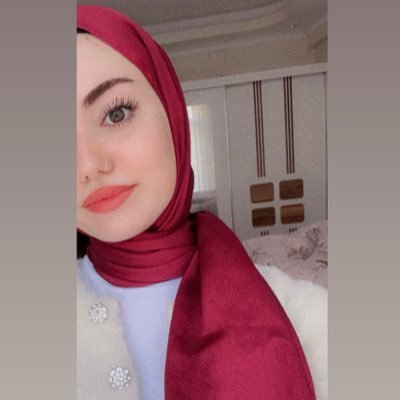 hilal__akmese's profile picture. Resim Öğretmeni🎨                                     I wish people had trailers