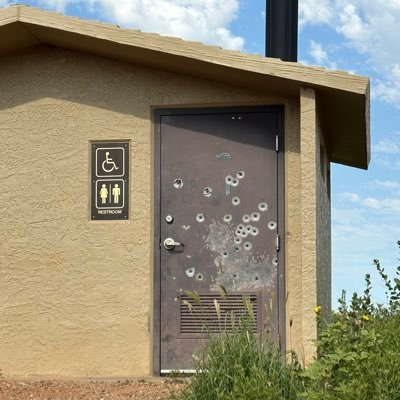 Mmmladyjewels's profile picture. Happy go lucky.   https://t.co/5VcjU6r4N1