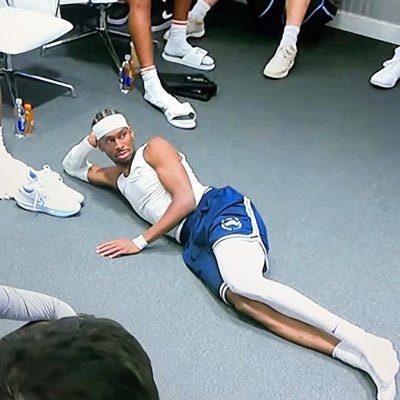 muzeoo's profile picture. my work ~ https://t.co/TyQIvRCkrI